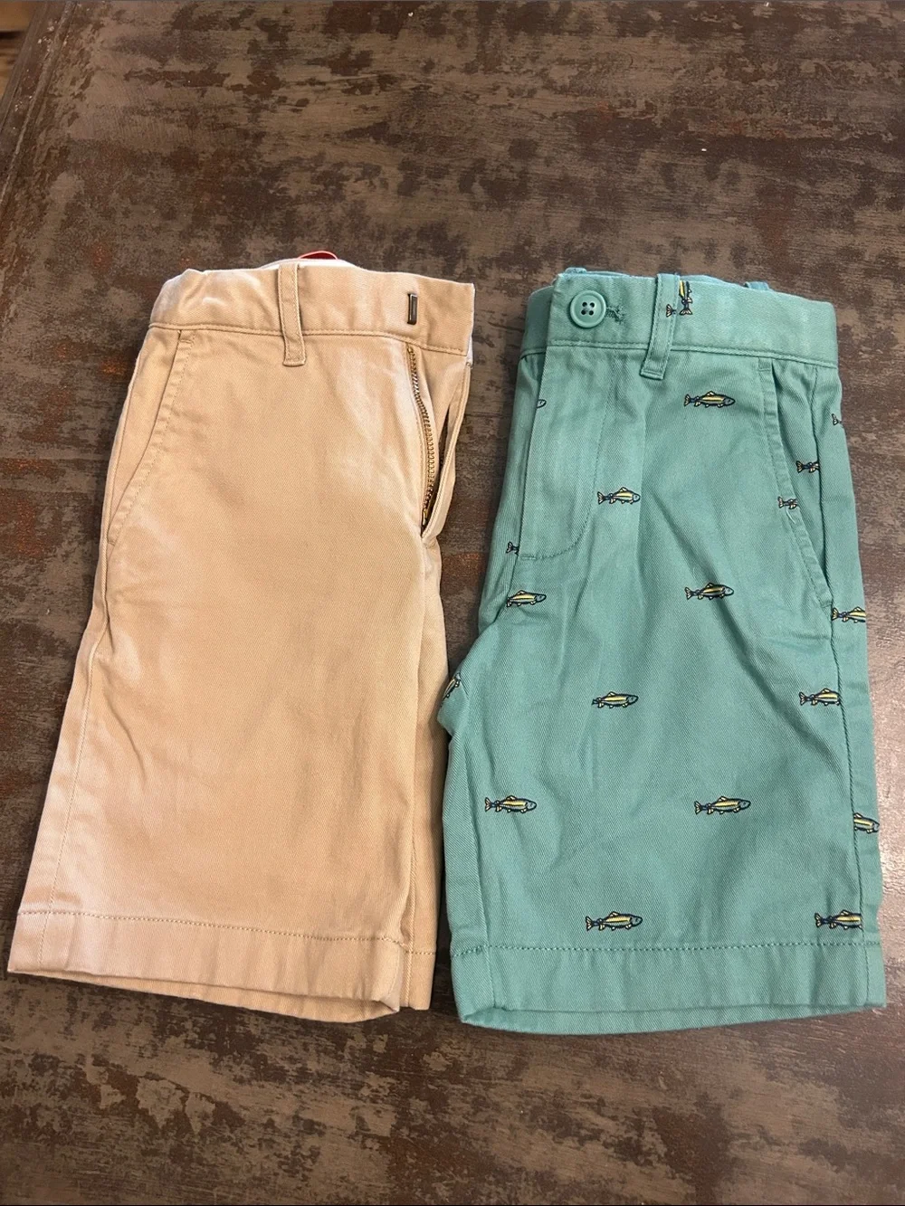 J. Crew Crewcuts Boys Size 6 Khaki and Teal Fish-Print Shorts